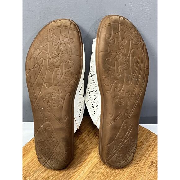 Bare Traps Sandal Womens size 9 Jayln Wedge Open Toe Casual White - Picture 7 of 7